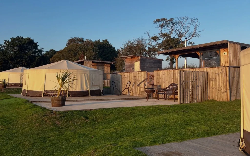 Dukeries Retreat - Luxury Glamping & Touring in Nottinghamshire - Banner 01